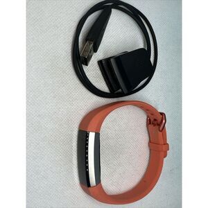 Fitbit Alta HR FB408SCRL Unisex Coral Heart Rate Monitor Activity Tracker YAY131